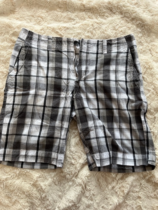 jf j.ferrar Other - jf j.ferrar Men's Black & White Plaid Flat Front Shorts